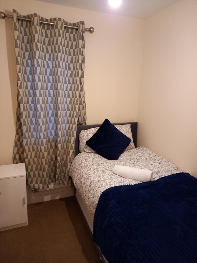 Immaculate 3 Bedroom Property. Nottingham Exterior photo
